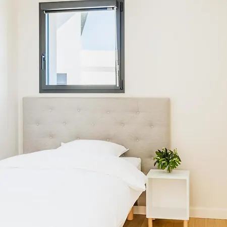 Regina's - Modern And Brand New * Banyuls-sur-Mer